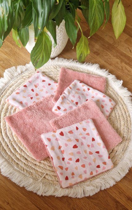 6 Lingettes démaquillantes petit cœurs 